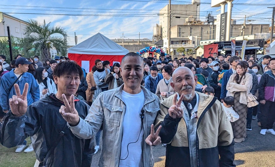 年末の「おかげさま感謝祭」 職人さんと一緒に