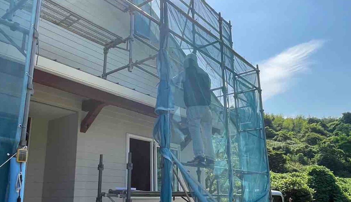 足場解体前には「外部検査」を行います｜愛媛・香川・徳島でお家を建てるならクリエイト伸